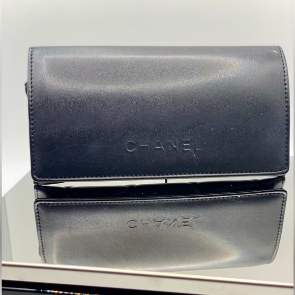 Chanel Quilted Leather Sunglass Case - Picture 1 of 2